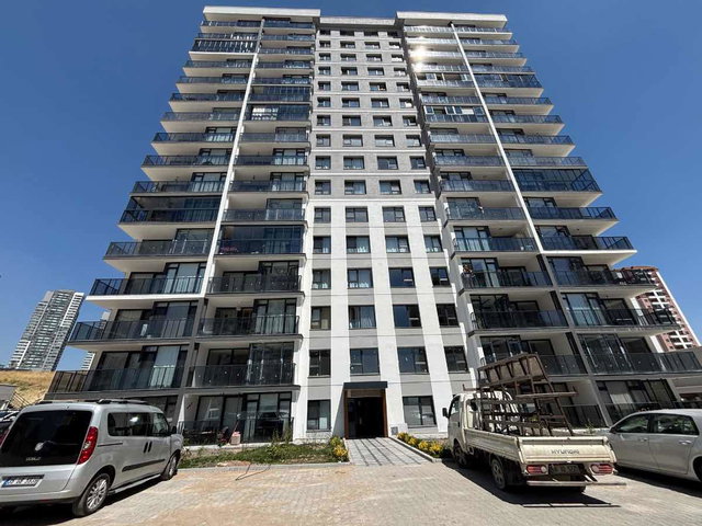 REMAX LEVEL'DEN BATIKENT YUVADA GENİŞ 2+1 SATILIK DAİRE
