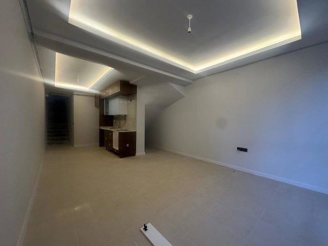 REMAX DREAM'DEN ÜNİVERSİTEYE YAKIN 1+1 SIFIR KİRALIK LÜX DAİRE
