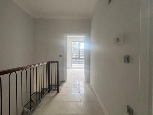 REMAX DREAM'DEN ÜNİVERSİTEYE YAKIN 1+1 SIFIR KİRALIK LÜX DAİRE