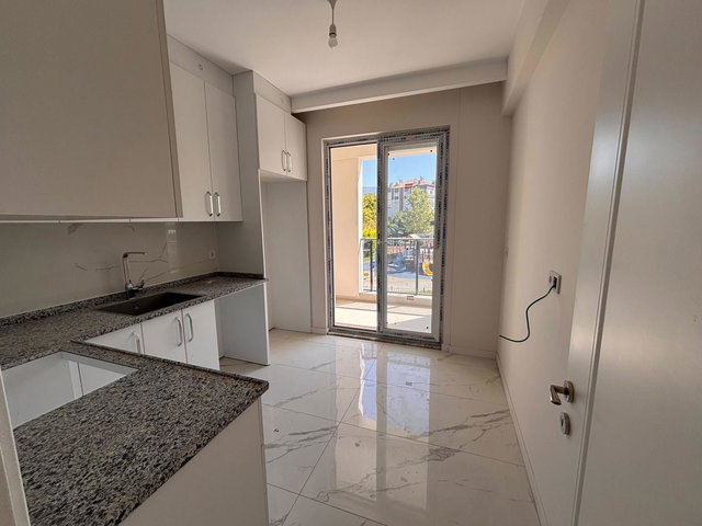 REMAX MODEL DEN TEKDEN HASTANESİ YANINDA SIFIR 2+1 KİRALIK DAİRELER