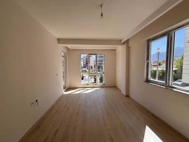 REMAX MODEL DEN TEKDEN HASTANESİ YANINDA SIFIR 2+1 KİRALIK DAİRELER