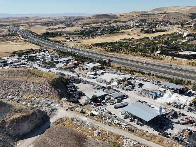 EMSALLERININ YARI FIYATINA! BATIKENT YUVA'DA YATIRIMLIK OFIS