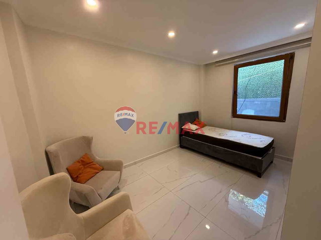 ZEKERİYAKÖY KOÇ ÜNİ YAKIN SİTELER BÖLGESİNDE 2+1 EŞYALI YENİ TADİLATLI DAİRE