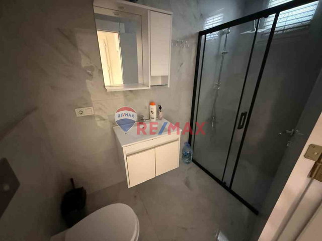 ZEKERİYAKÖY KOÇ ÜNİ YAKIN SİTELER BÖLGESİNDE 2+1 EŞYALI YENİ TADİLATLI DAİRE