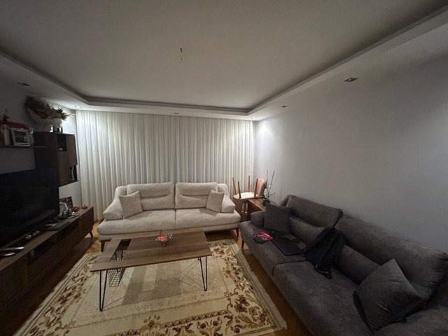 ATAŞEHİR ACARLAR SİTESİ’NDE SATILIK 3+1 DAIRE