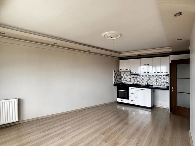 REMAX MASA ÇEKMEKÖY MERKEZ MAH. KİRALIK 2+1 AÇIK MUTFAK DAİRE