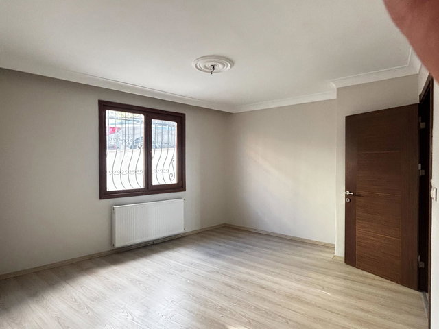 REMAX MASA ÇEKMEKÖY MERKEZ MAH. KİRALIK 2+1 AÇIK MUTFAK DAİRE
