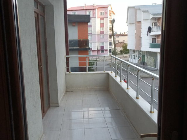SİVAS MERKEZ GÜLTEPE’DE  3+1  BALKONLU  KİRALIK DAİRE