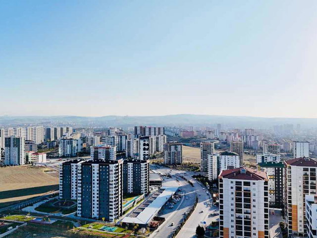 REMAX LEVEL'DEN SUSUZDA SATILIK GENİŞ 4+1 DAİRE