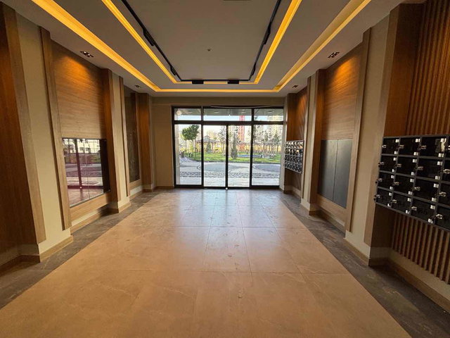 GÖKSU VADİ CEPHELİ KİRALIK GENİŞ DAİRE