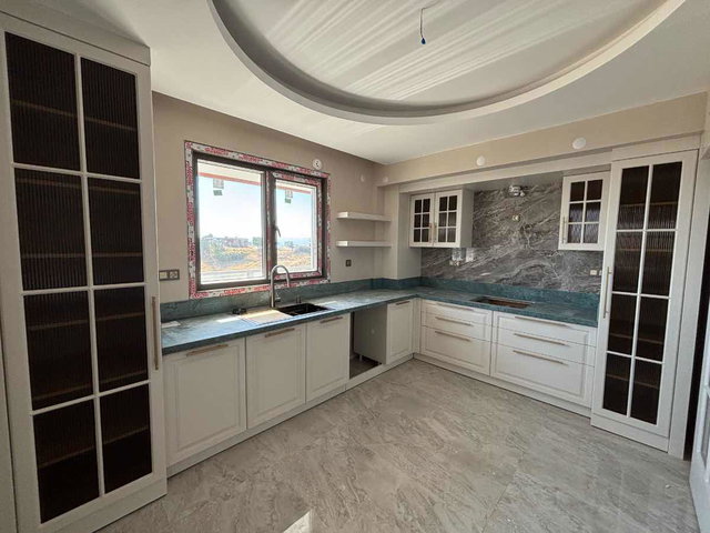 GÖKSU VADİ CEPHELİ KİRALIK GENİŞ DAİRE