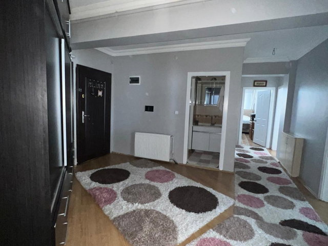 KÜTAHYA GEDİZ SAYGILAR MAHALLESINDE SATILIK 3+1 ARA KAT BALKONLU GENİŞ DAİRE