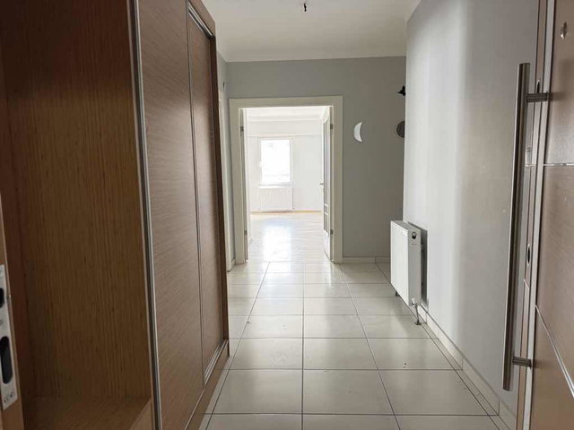 EGE MAHALLESİNDE GENİŞ BALKONLU FULL TAPULI ARA KAT SATILIK 3+1 DAİRE