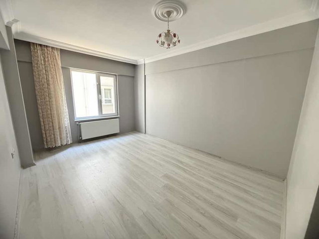 ALTIN EVLERDE KİRALIK 3+1 ARAKAT DAİRE