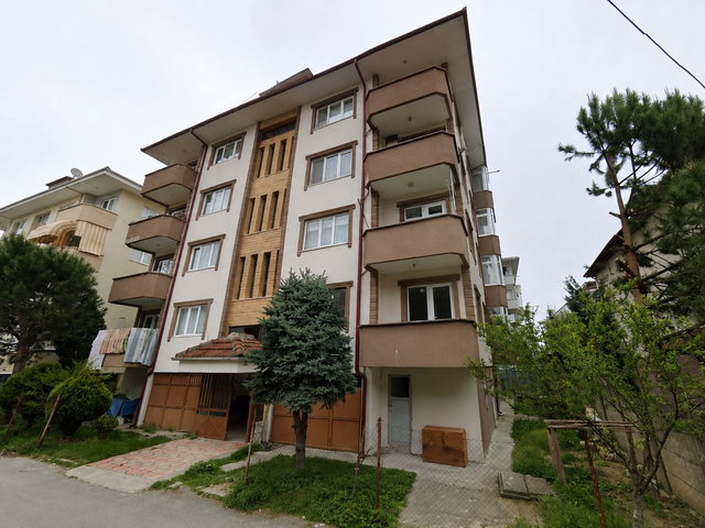 REMAX VİRA ÜLKÜ ÇAKAR'DAN OZANLAR MAH.’DE 3+1 | 130 M² NET | 3. KAT | DAİRE