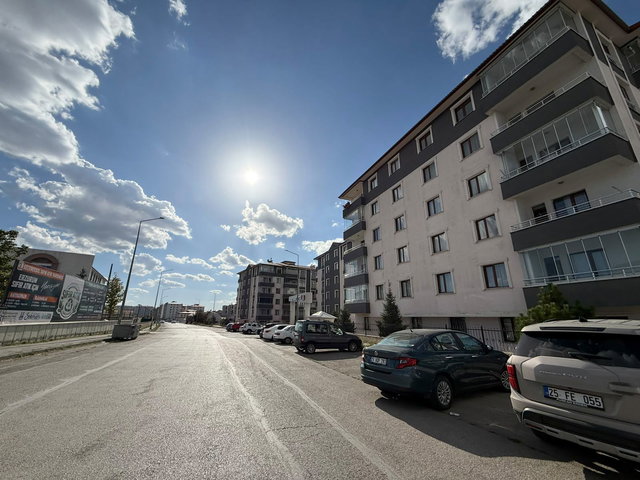 REMAX ARTIS'TEN ŞÜKRÜPAŞA'DA SATILIK 3+1 DAIRE