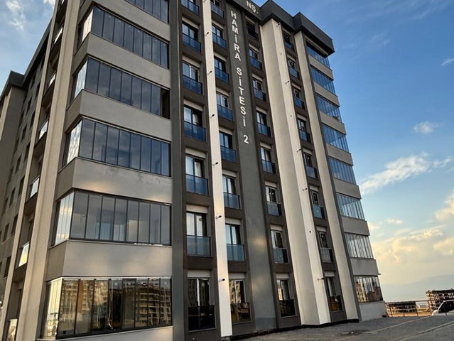 REMAX ARTIS'TEN YILDIZKENT'DE SATILIK 3+1 LÜKS DAIRE