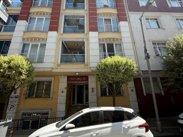 GÜNGÖREN AKINCILAR MAHALLESİ’NDE KAPALI OTOPARKLI 3+1 SATILIK DAİRE