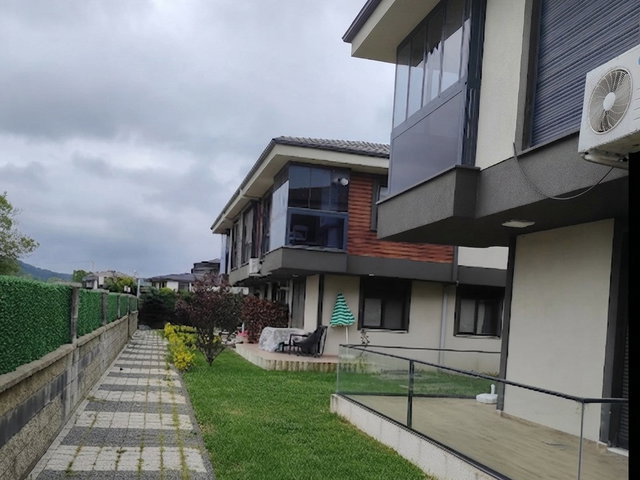 ŞİLE AHMETLİ'DE SİTE İÇİ, HAVUZLU, FULL EŞYALI VE  HOBİ BAHÇELİ 1+1 KİRALIK DAİRE!