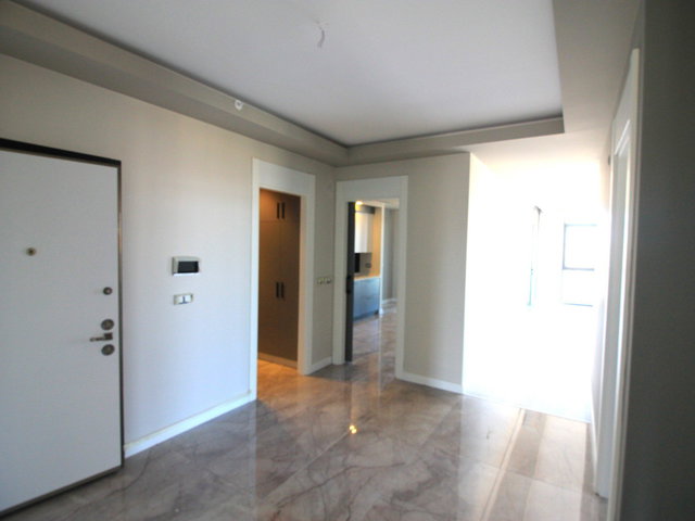 ALACAATLI LİON 114 SİTESİ 4+1 SATILIK DAİRE