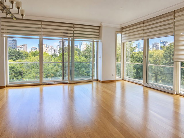 GÖZTEPE PARKI MANZARALI YEŞİLLİKLER İÇİNDE GENİŞ SALONLU  KOMBİLİ 3+1 KİRALIK