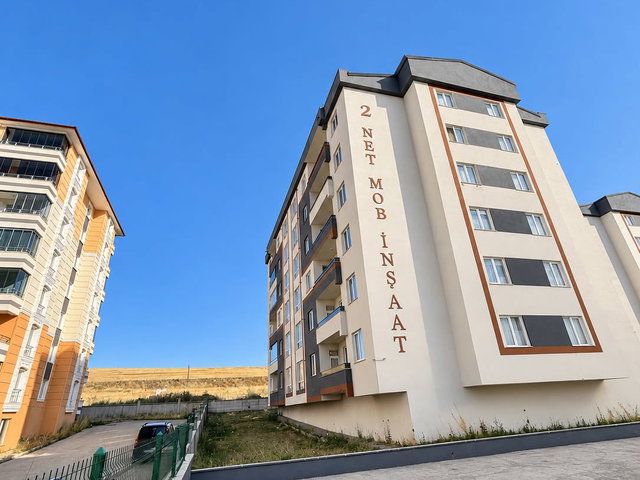 REMAX ARTIS'TEN HILALKENT'TE SATILIK 3+1 DAIRE