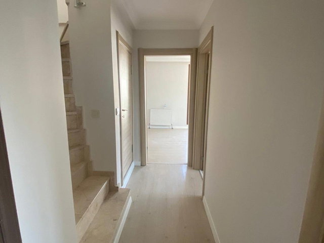 DARICA MARMARAY DURAĞI DİBİNDE 5+1 190M2 DUBLEKS DAİRE