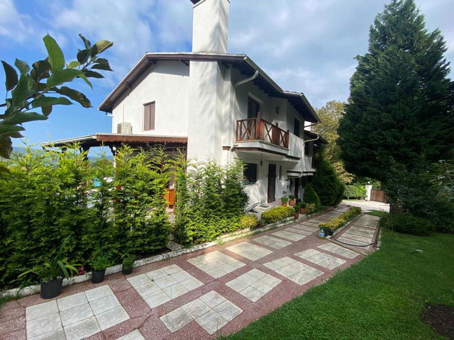 SAPANCA GÖLÜ MANZARALI, 4.5+2 LÜKS VILLA