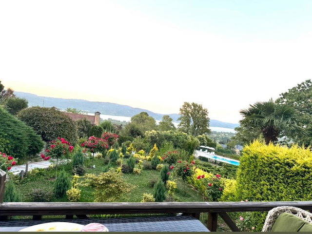 SAPANCA GÖLÜ MANZARALI, 4.5+2 LÜKS VILLA