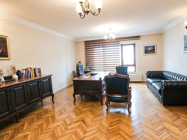 BALGAT ÇETİN EMEÇ BULVARI'NDA İŞYERİ /OFİS VE KONUT KULLANIMINA UYGUN FULL YAPILI SATILIK DAIRE