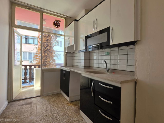 REMAX PALM'DEN PALMİYE MAH.NDE MERKEZİ KONUMDA KİRALIK 3+1