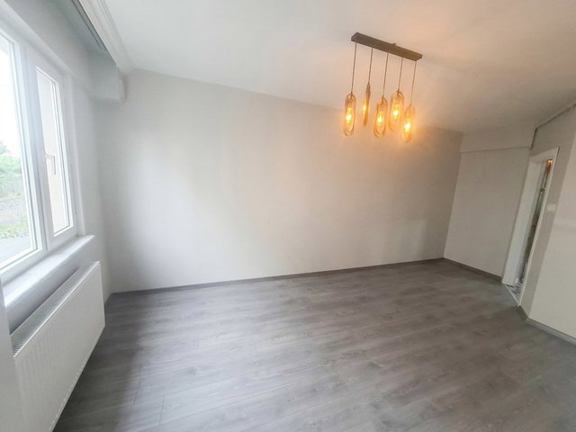 ÜSKÜDAR SELAMİALİ’DE ÇEVİK KUVVET ARKASINDA İÇİ YENİLENMİŞ,  2+1 KİRALIK DAİRE