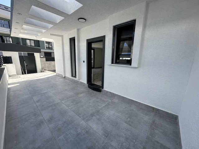 DİDİM EFELER MAHALLESİNDE  3+1 AKILLI TRİPLEX MÜSTAKİL HAVUZLU VİLLA