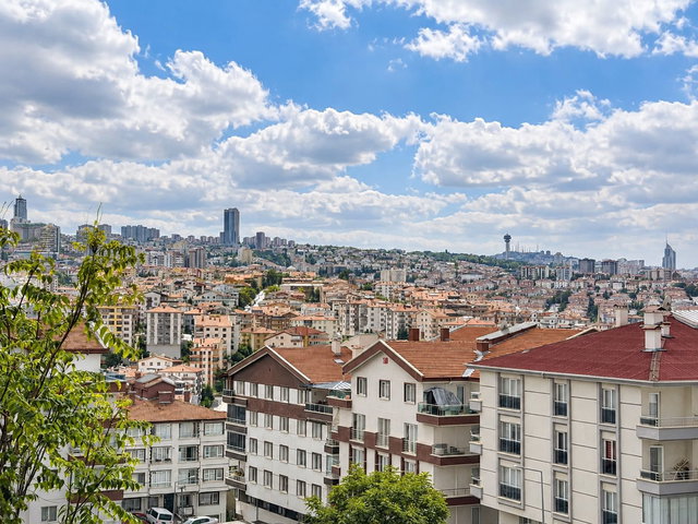 MAMAK TÜRKÖZÜ'NDE SATILIK 3+1 BOŞ ARA KAT DAİRE