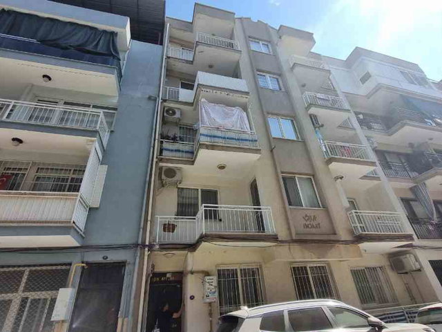 MENEMEN 3+1 KIRALIK ARA KAT MERKEZDE