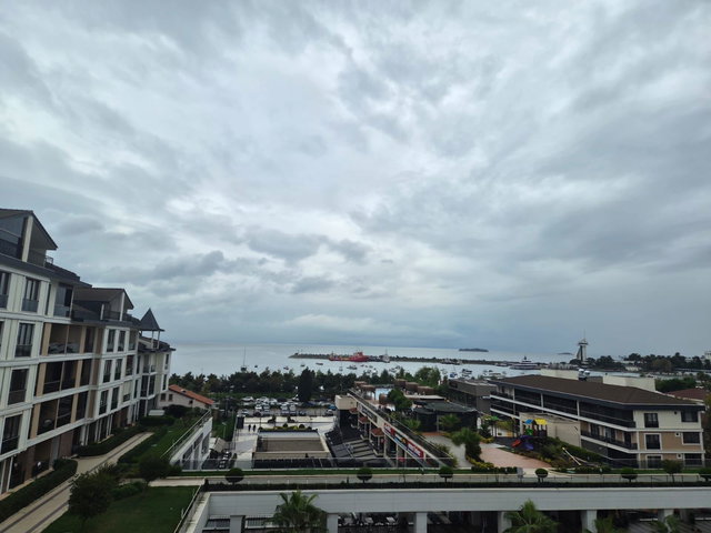 TUZLA PORT'DA DENİZ MANZARALI 2+1 KİRALIK DAİRE