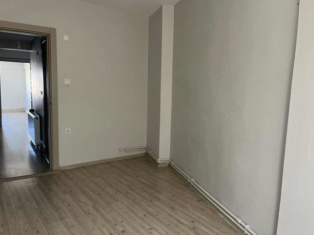 REMAX LAND DEN İKİ AYRI GİRİŞİ OLAN DUBLEX DAİRE