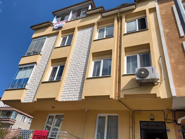 AKYAZI'DA SAHİLE YÜRÜME MESAFESİNDE, GENİŞ 4+1 FIRSATI!