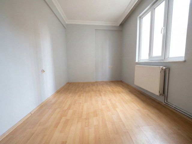 RE/MAX İNCİ'DEN ALTIEYLÜL KASAPLAR’DA 2+1 SATILIK DAİRE