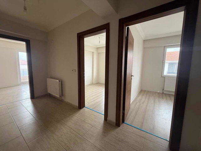 REMAX HÜR EMRAH TOSUN'DAN KARASU'DA SATILIK HAVUZLU DAİRE