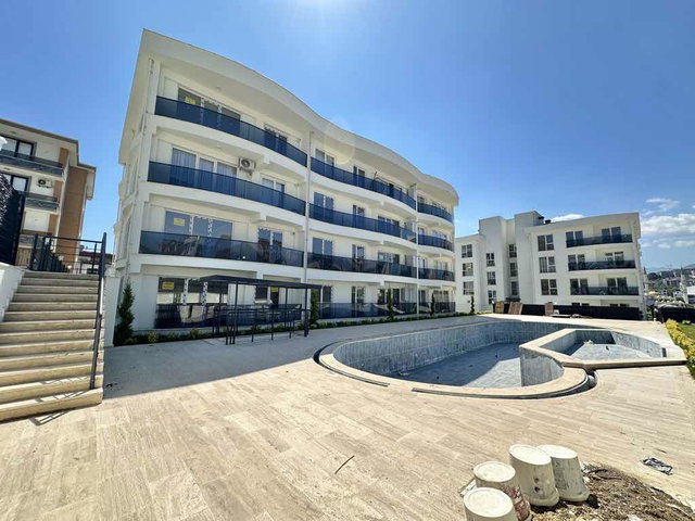 REMAX DREAM BAŞİSKELE MAMİKLER REFORM 2 SİTESİ 2+1 DAİRE