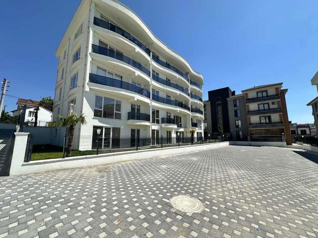 REMAX DREAM BAŞİSKELE MAMİKLER REFORM 2 SİTESİ 2+1 DAİRE