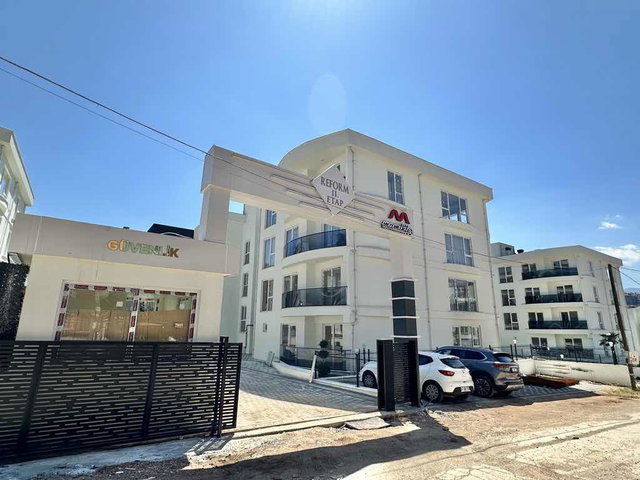 REMAX DREAM BAŞİSKELE MAMİKLER REFORM 2 SİTESİ 2+1 DAİRE