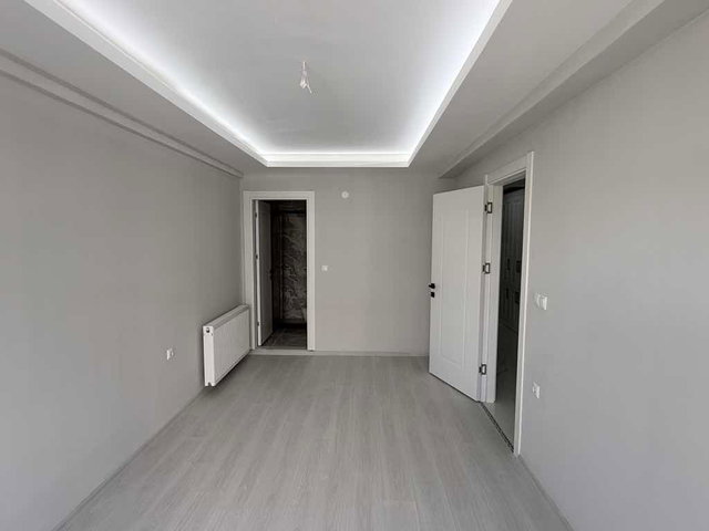 DERECİKTE KİRALIK SIFIR KAPALI MUTFAK, EBEVEYN BANYOLU 2+1