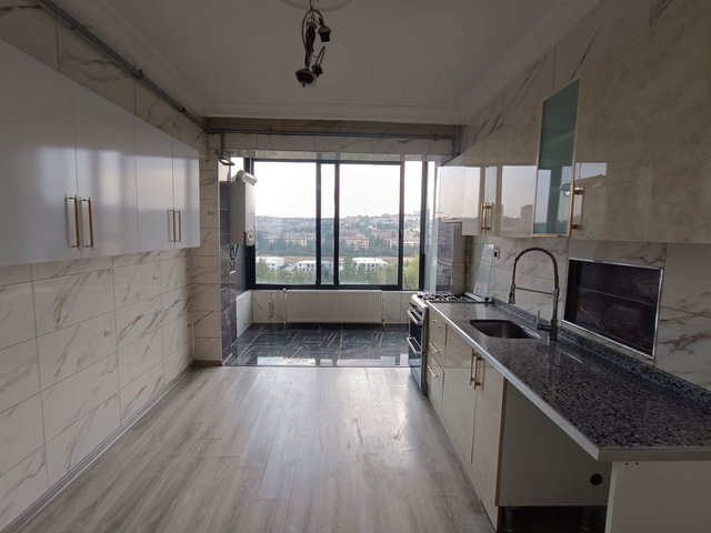 SEYRANTEPE FİDEL SİTESİ'NDE MANZARALI EN ÜST KAT 180M² 4+1 DAİRE
