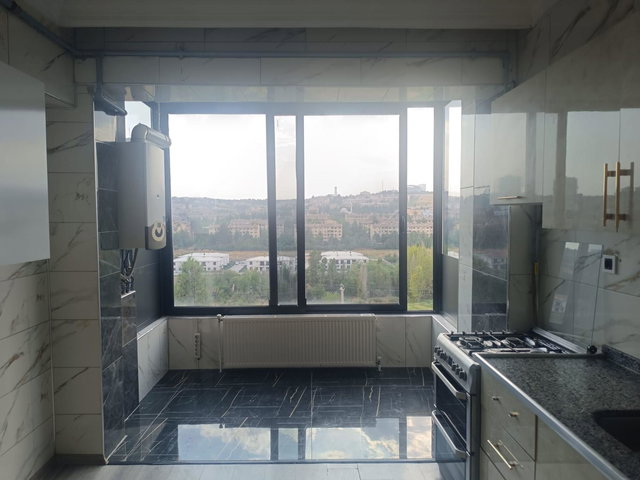 SEYRANTEPE FİDEL SİTESİ'NDE MANZARALI EN ÜST KAT 180M² 4+1 DAİRE