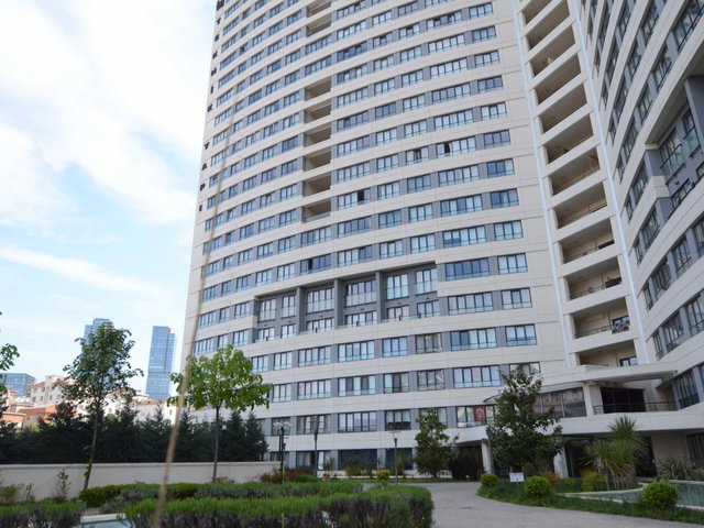 TEKNİK YAPI DELUXIA DRAGOS SİTESİNDE GENİŞ M2 EŞYALI SATILIK 1+1 DAİRE