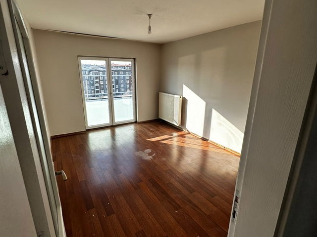 RE/MAXTAN SİLİVRİ KİPTAŞ 2DE KİRALIK DAİRE