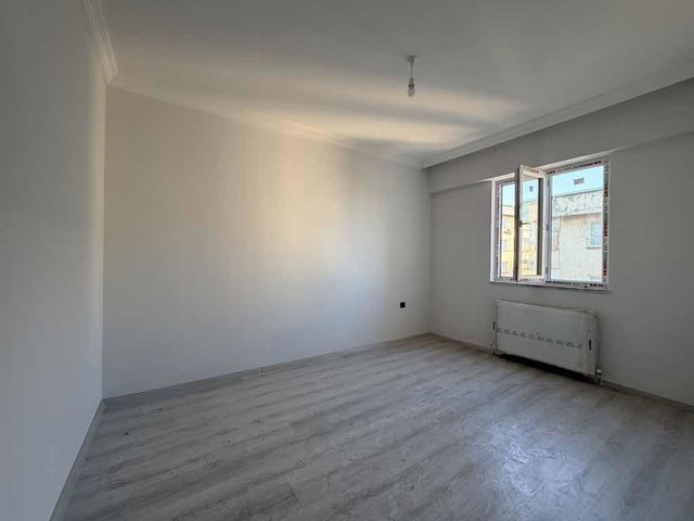 ONİKİŞUBAT’TA SIFIR 3+1 | 130 M² BRÜT | BALKONLU | KREDİYE UYGUN