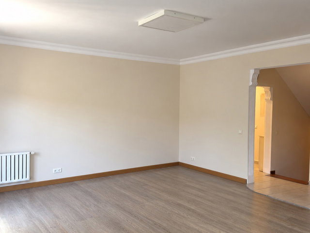 ZEKERİYAKÖY ACARLARDA ANA CADDE ÜZERİNDE MÜSTAKİL BAHÇE DUBLEKS